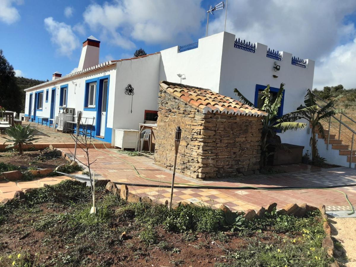 Вилла Casa Do Jardim Mexilhoeira Grande Экстерьер фото